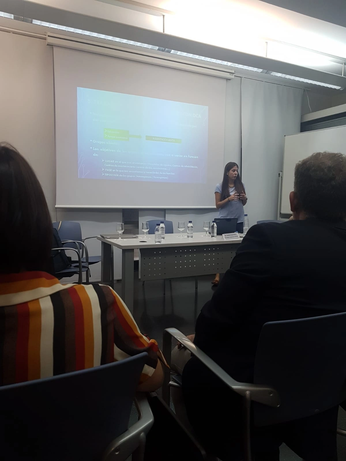 La trabajadora social de la Clínica San Vicente en el II Congreso Internacional de la SEAS 2018 en Valencia